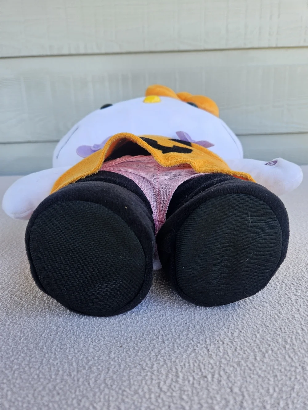 Gemmy Halloween Hello Kitty Cat Animated Side Stepper Orange Pumpkin Plush 12